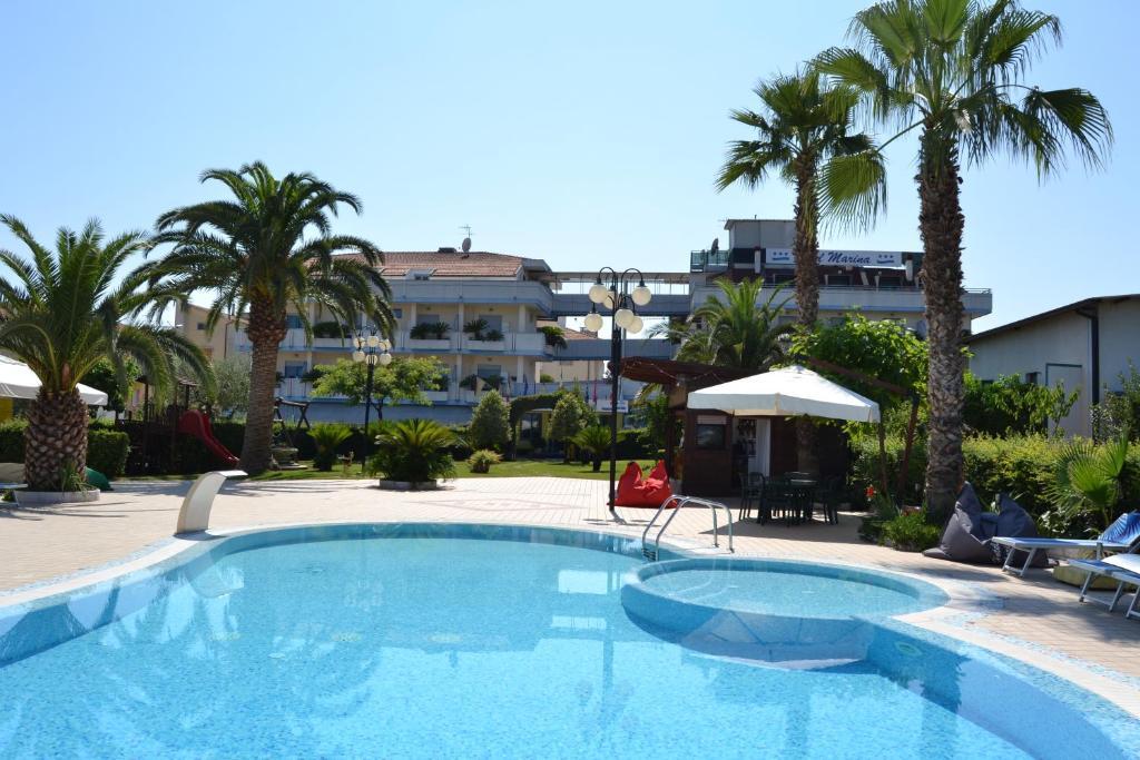 Hotel Marina Roseto Degli Abruzzi Zewnętrze zdjęcie