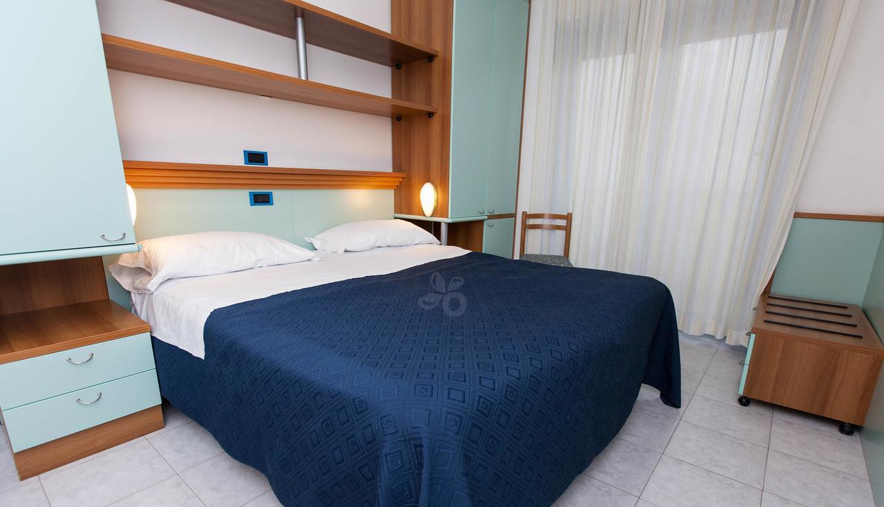 Hotel Marina Roseto Degli Abruzzi Zewnętrze zdjęcie