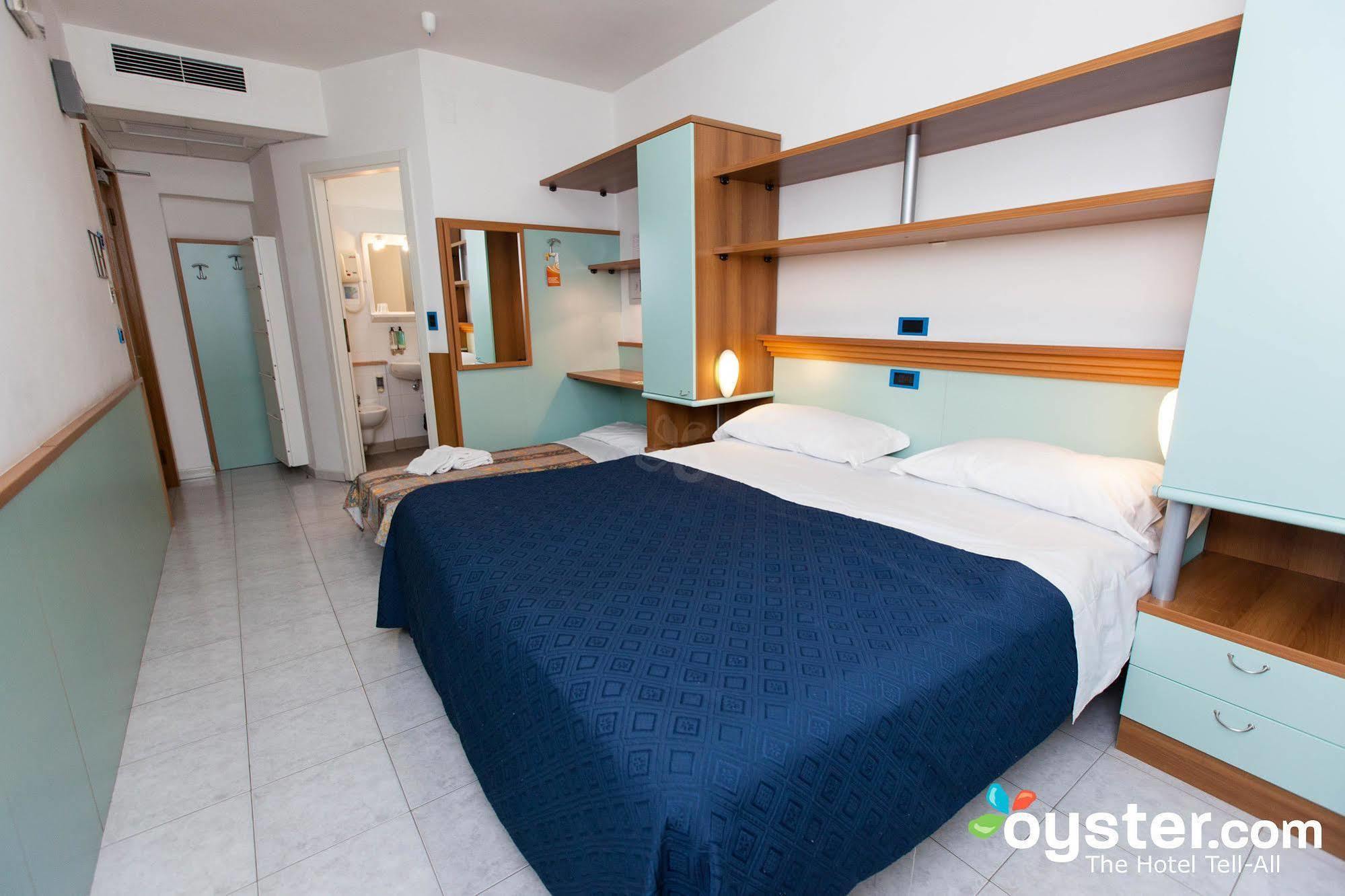 Hotel Marina Roseto Degli Abruzzi Zewnętrze zdjęcie